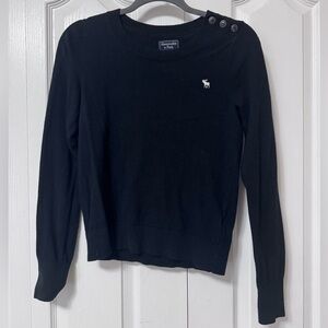 Black Abercrombie & Fitch sweater